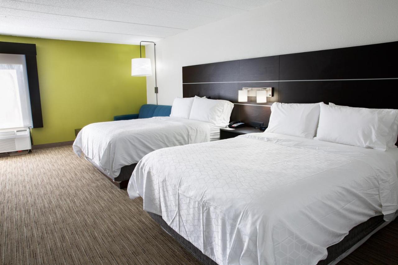 Holiday Inn Express Hotel & Suites Dayton-Huber Heights, An Ihg Hotel Exterior photo