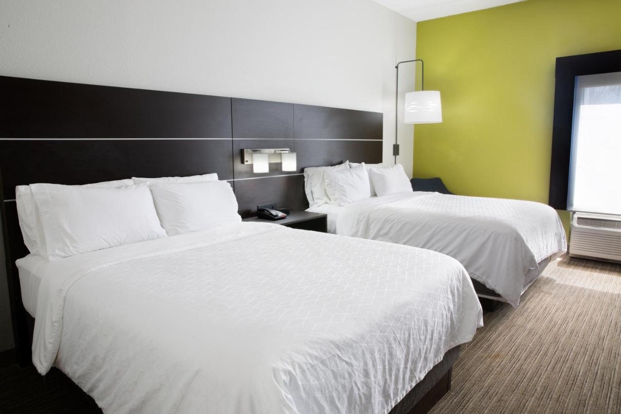 Holiday Inn Express Hotel & Suites Dayton-Huber Heights, An Ihg Hotel Exterior photo