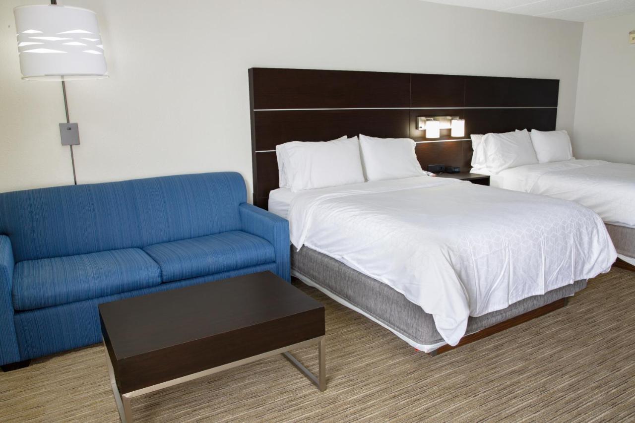 Holiday Inn Express Hotel & Suites Dayton-Huber Heights, An Ihg Hotel Exterior photo